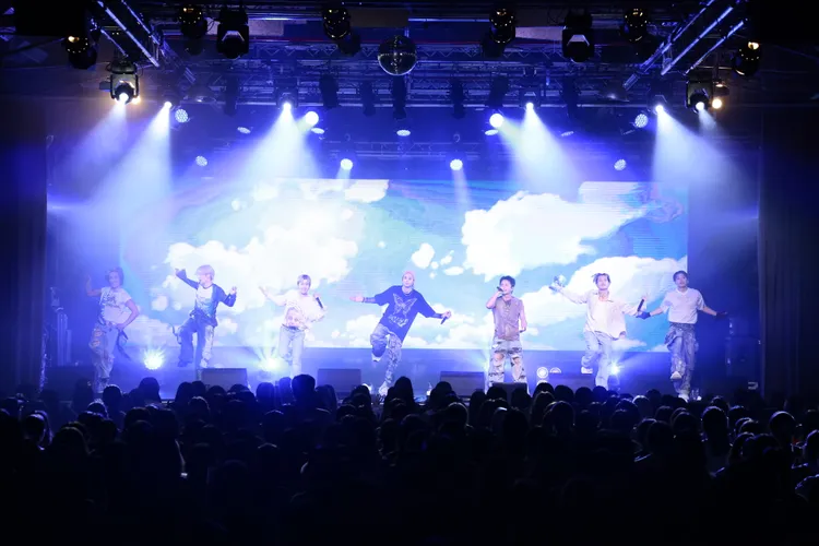 BBZ由砂田將宏（左起）、松井利樹、奧田力也、海沼流星、日高龍太、深堀未來、加納嘉將組成。LDH愛夢悅提供