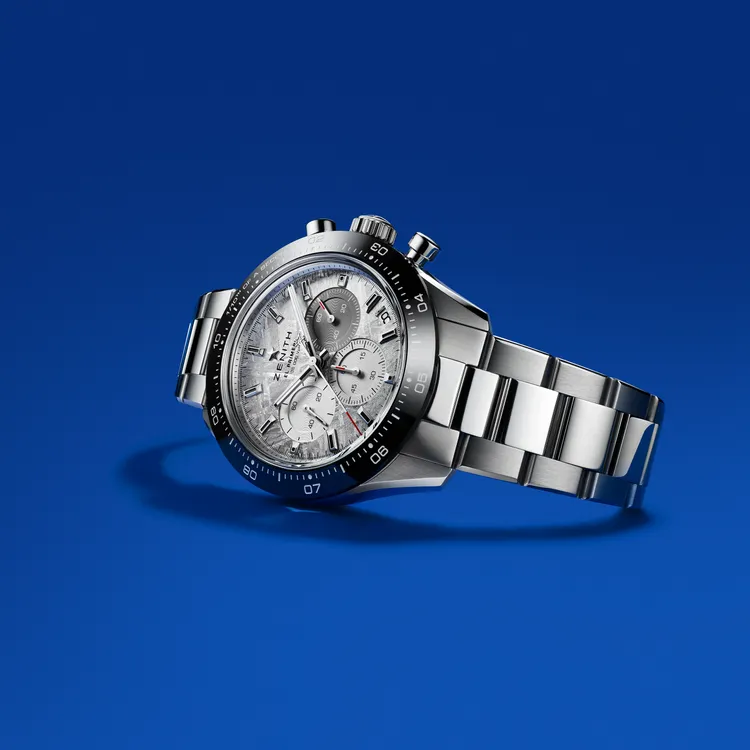 ZENITH CHRONOMASTER Sport 計時大師隕石款，41mm，精鋼錶殼，隕石錶盤，精鋼錶鍊（附黑色橡膠錶帶），El Primero 3600自動上鏈機芯，動力儲存60小時，防水100米，61萬5100元。品牌提供
