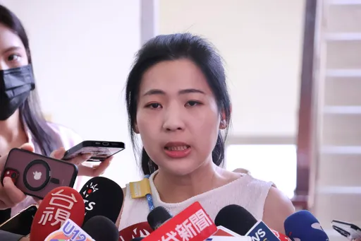 八炯被閩南狼大爆「仿納粹搞革命」 徐巧芯:在台灣難以想像