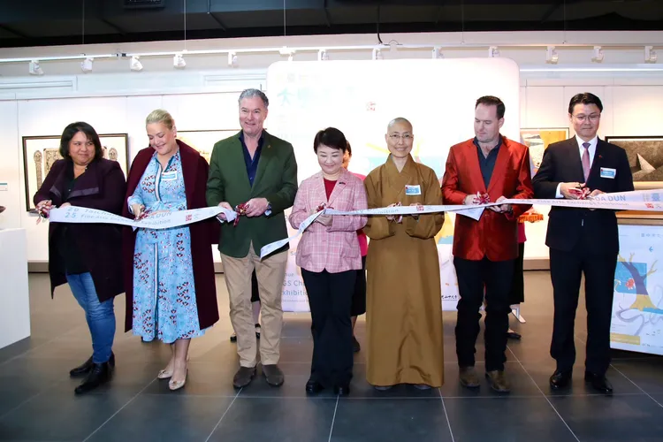 台中大墩美展首度移師布里斯本開展。市府提供