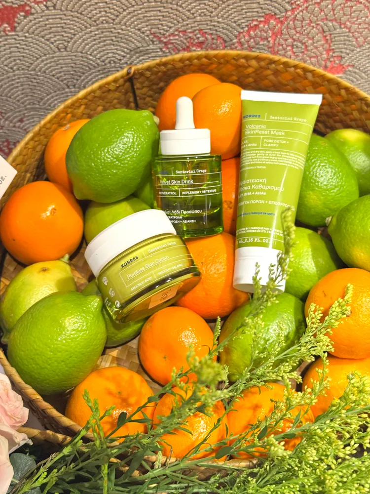 聖托里尼葡萄系列，精華30ml／1580元、凝乳40ml／1280元、面膜70ml／1280元。張家玲攝