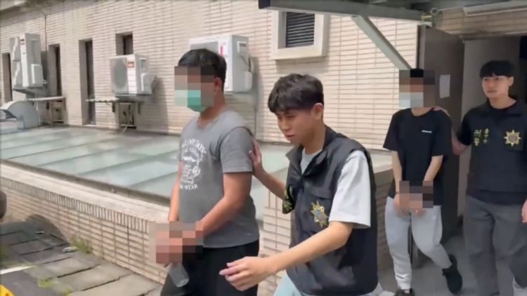 境外信用卡資訊綁手機盜刷2千萬　台中查獲首例智慧型盜刷集團