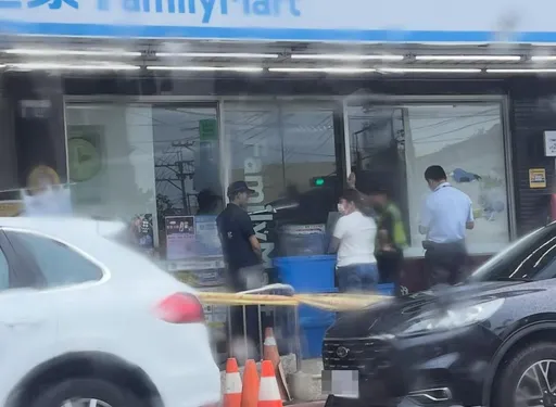 台中惊传命案!57岁男超商被砍 全身多处刀伤身亡