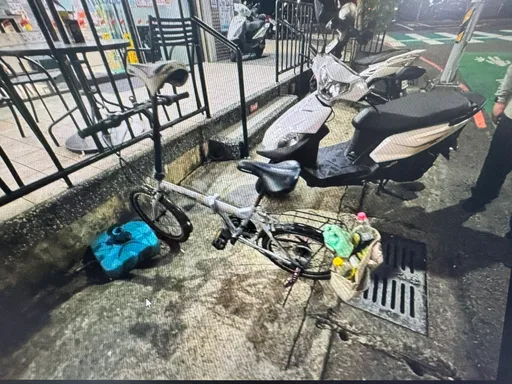阿伯夜間戴墨鏡騎車上路!撞倒自行車騎士 桃警苦口婆心勸誡