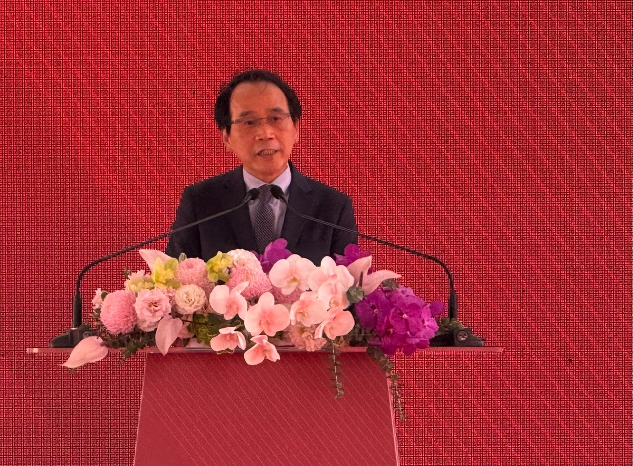 高雄市副市长林钦荣在活动致词说明台积电进度。叶家铭摄