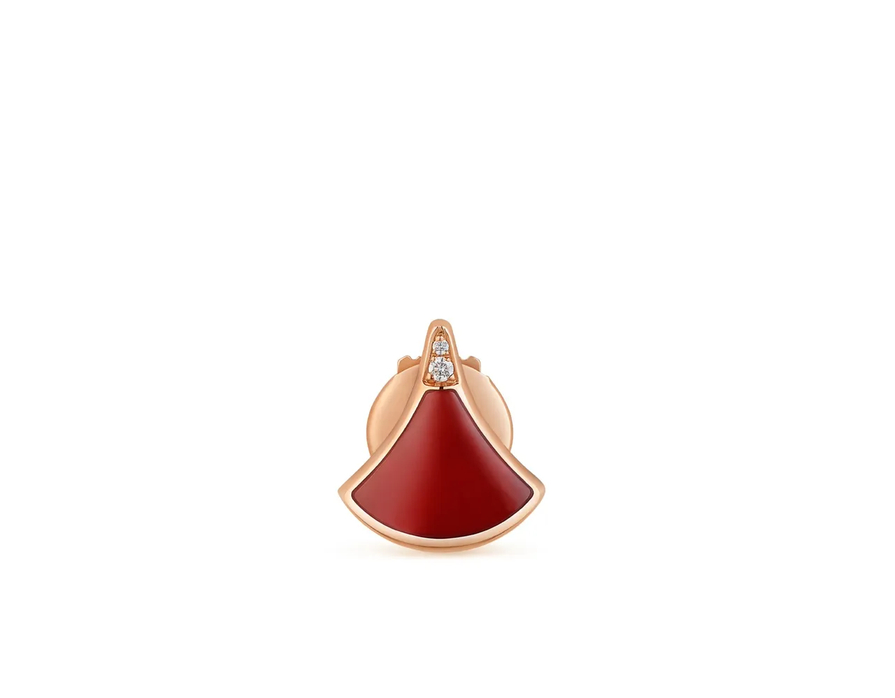 BVLGARI DIVAS' DREAM系列 玫瑰金红玉髓镶钻单边耳环。品牌提供