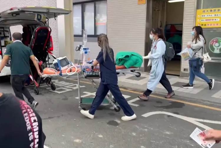 「小平安」剛出生就經歷兩次轉院，相當辛苦，但也收穫眾多網友祝福。讀者提供