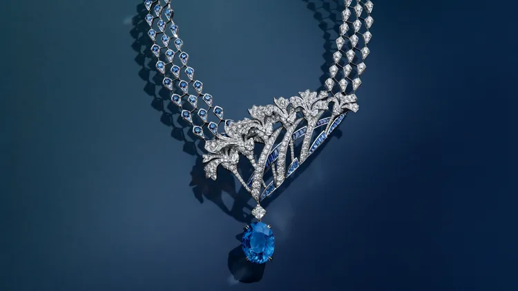 全場單價最高的Carnation 18K白金項鍊，約1億2000萬元。品牌提供