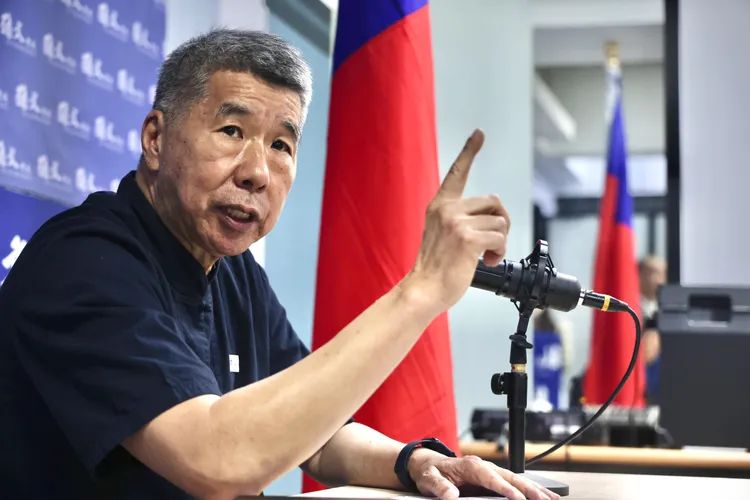 孫文學校校長張亞中日前表態角逐國民黨主席。資料照片