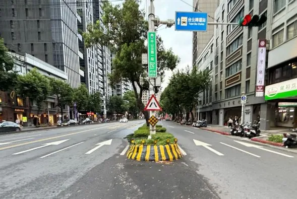 台北市中山北路。翻攝自trafficnews