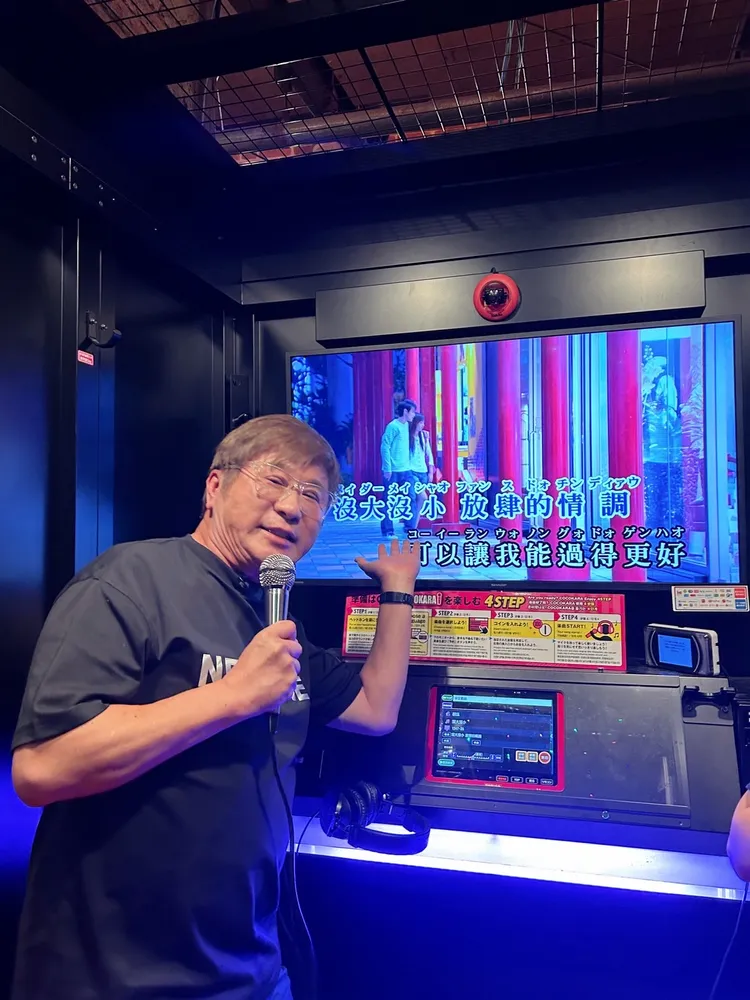 胡瓜唱歌。下面一位提供