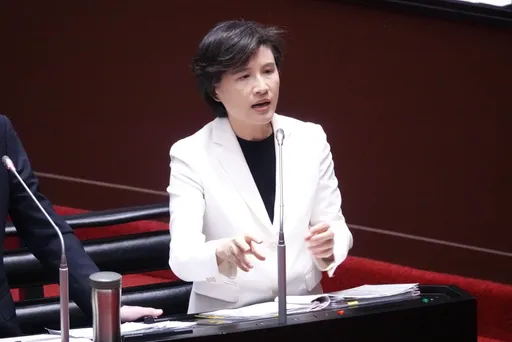 台美關稅談判結果恐遭在野推翻?鄭麗君:依《條約締結法》進行