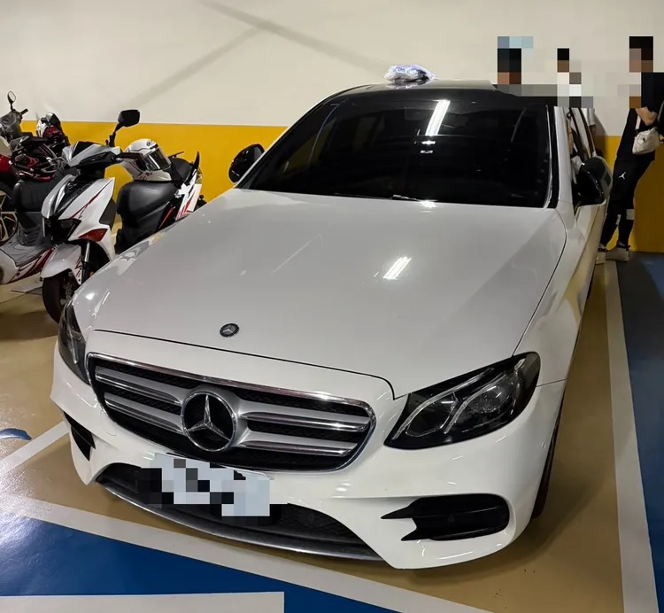 警方查扣賓士車。警方提供