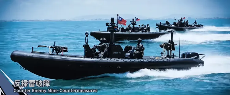 海軍陸戰隊反掃雷破障。海軍司令部臉書