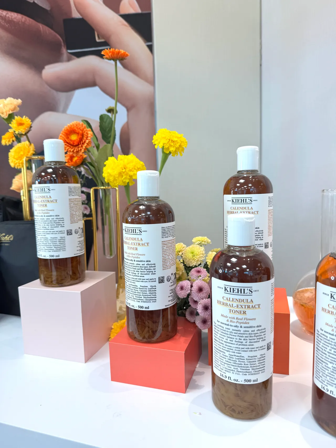 Kiehl's金盞花精華修護化妝水,500ml/2650元。張家玲攝