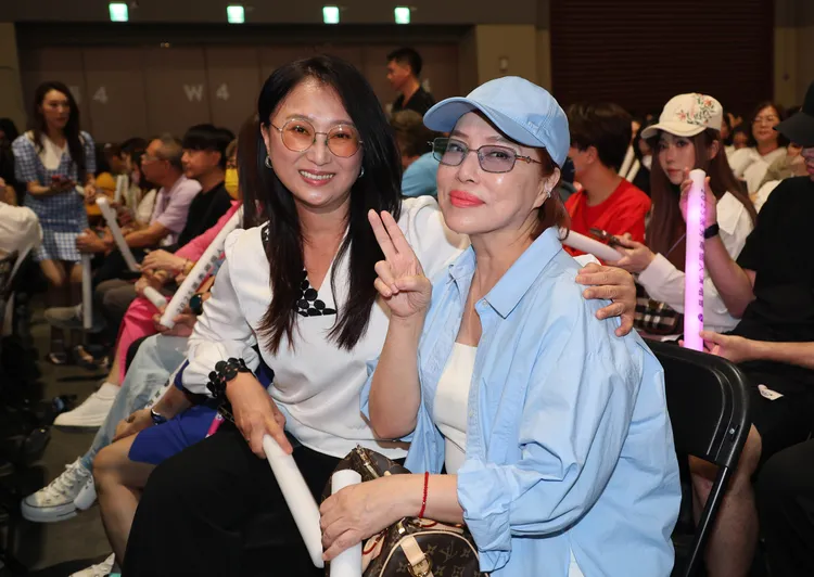 葉璦菱、王瑞霞到場聆聽。名人演藝事業提供 