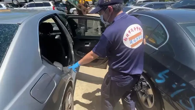 鑑識人員到場採證。警方提供