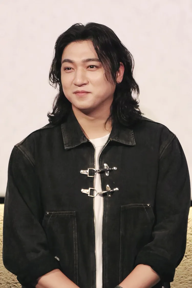 晟鎮以「電影演員」自我介紹。采昌國際提供