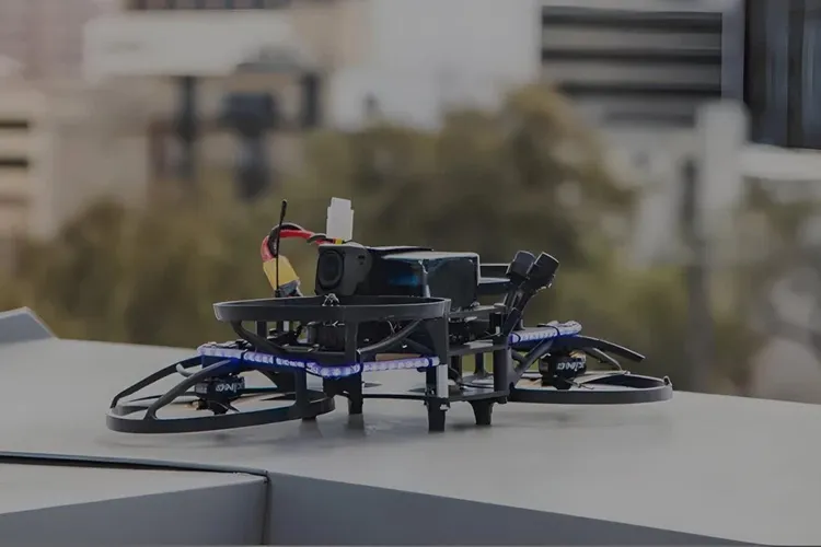 無人機價格不菲。Campus Guardian Angel提供