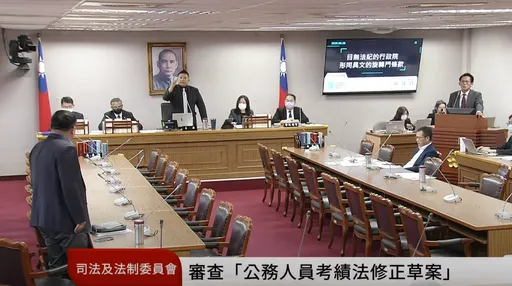 王義川不滿黃國昌發言過長...吳宗憲暴怒「你去選召委啊!」 藍委也幫嗆聲