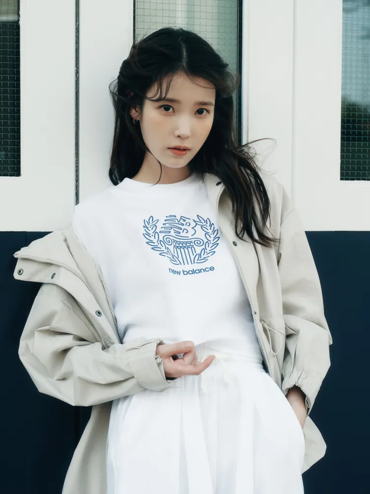 IU拍攝New Balance全新形象照。品牌提供