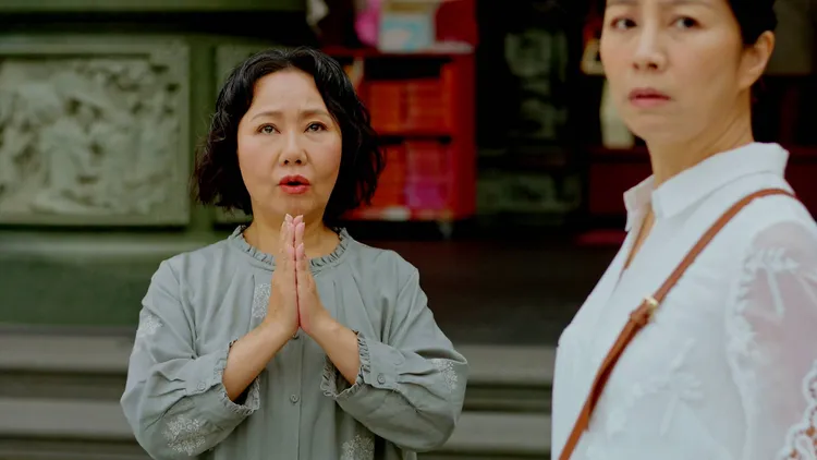 呂雪鳳在新戲裡是虔誠信徒。三立提供