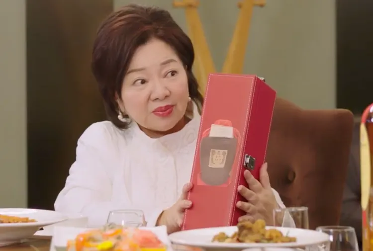 白冰冰新戲飾演里長，也做玄天上帝廟的志工。三立提供