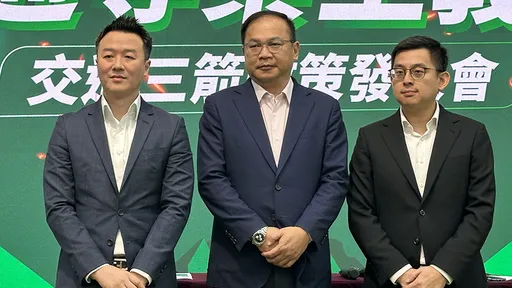 卓冠廷為王義川開戰黨性平部 他諷:民進黨就是不缺豬隊友