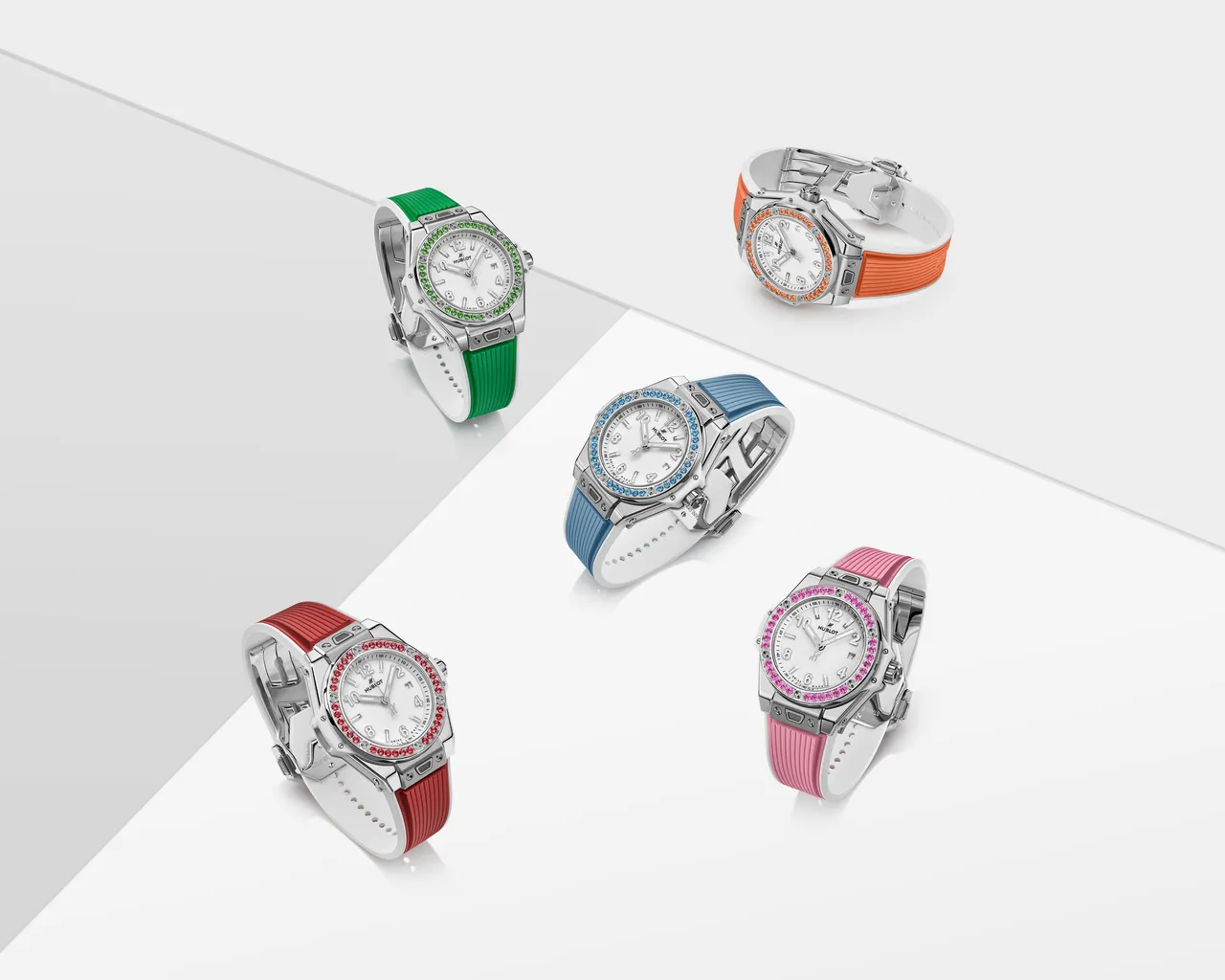 Hublot推出全新Big Bang One Click悅彩特調系列,各43萬8000元。品牌提供