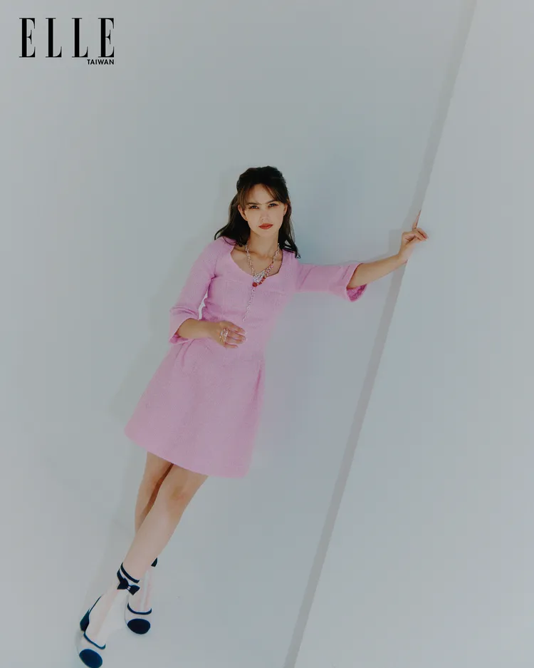 昆凌拍攝《ELLE》封面。《ELLE》國際中文版提供