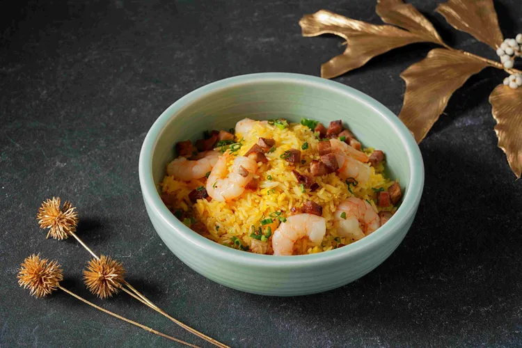 揚州香蔥炒飯粒粒分明、香蔥氣息飽滿，飽足感與美味一次到位。瀚寓酒店提供