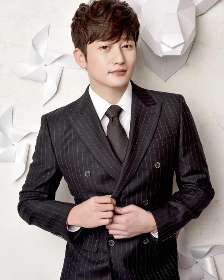 朴施厚表示要告爆料的A女民事與刑事訴訟。翻攝朴施厚IG