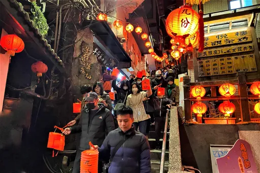 九份民宿亂哄抬價格!觀光署曝1招找合法旅宿 非法經營可罰200萬