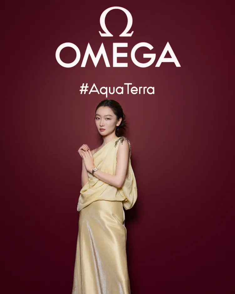 周冬雨。品牌提供