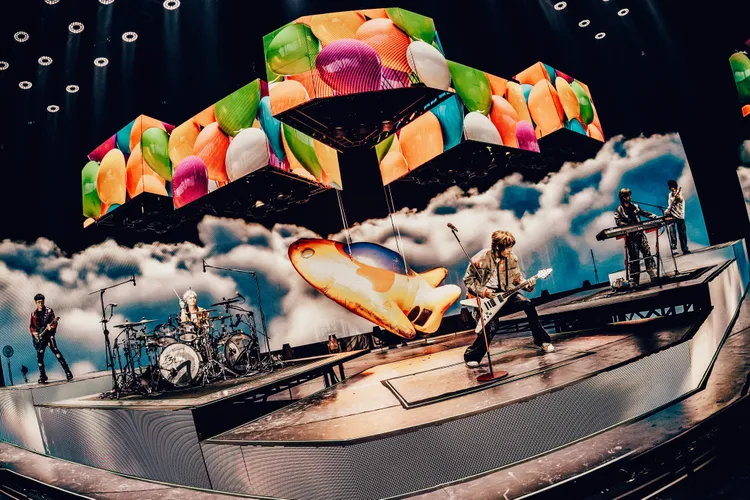 八三夭4度攻蛋，場場有驚喜。KKLIVE、不搖就滾提供