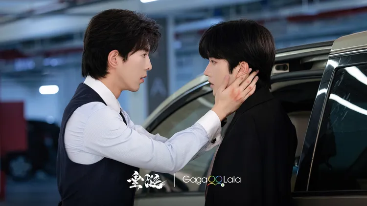 邱鼎杰（左）、黄星主演的《垂涎》順利接檔。GagaOOLala提供