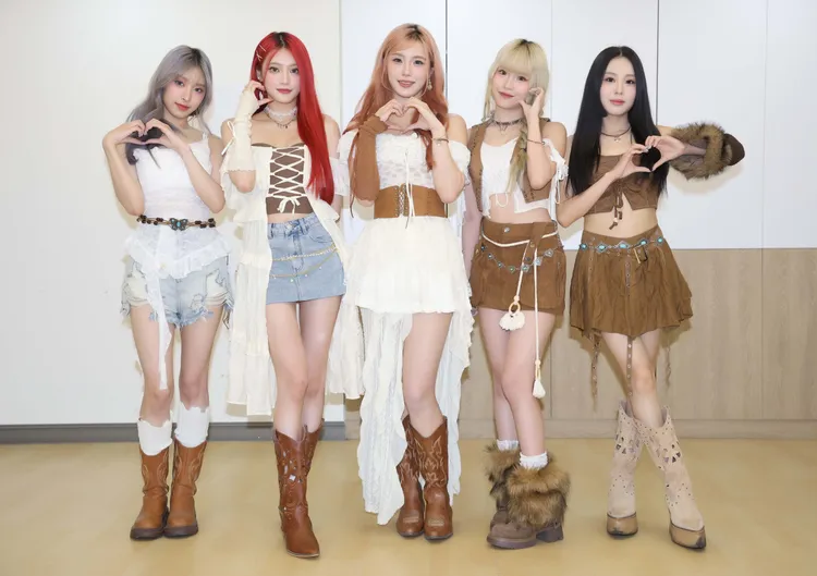 「ELL&s」參與紅心字會的公益活動，他們也分享自己和家人的相處小故事。紅心字會提供