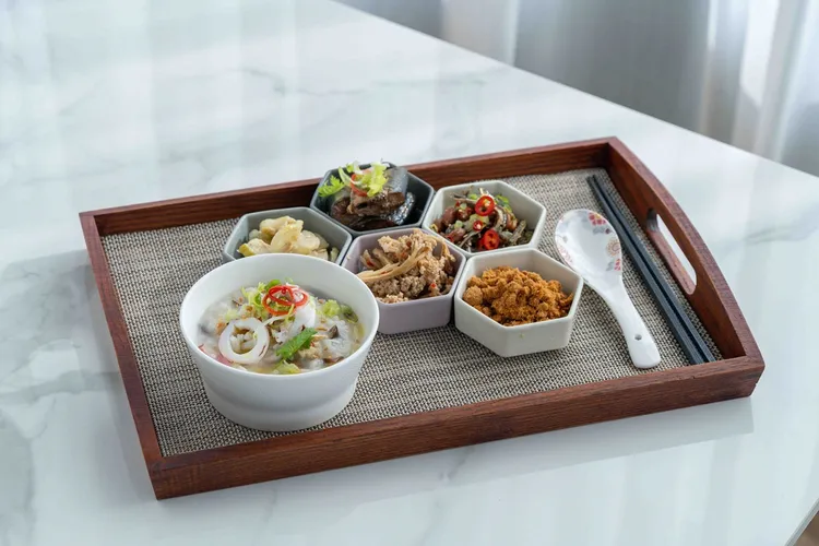 此波首賣專案可享豐富粥品宵夜免費吃。業者提供