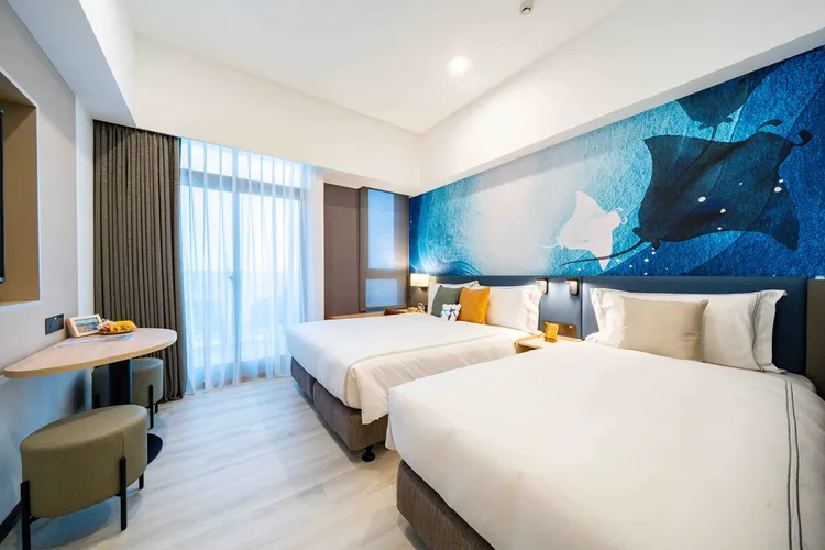 福容大飯店旗下輕旅品牌「澎湖福容徠旅」，易遊網今(8/22)日起推出獨家首賣專案。業者提供