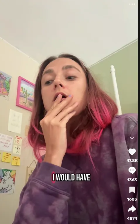 网红讶异一张纸竟能压坏萤幕。翻摄自TikTok