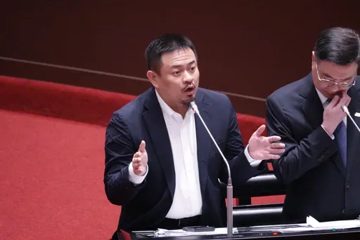 產業出現無薪假趨勢!洪申翰澄清「應該是減班休息」