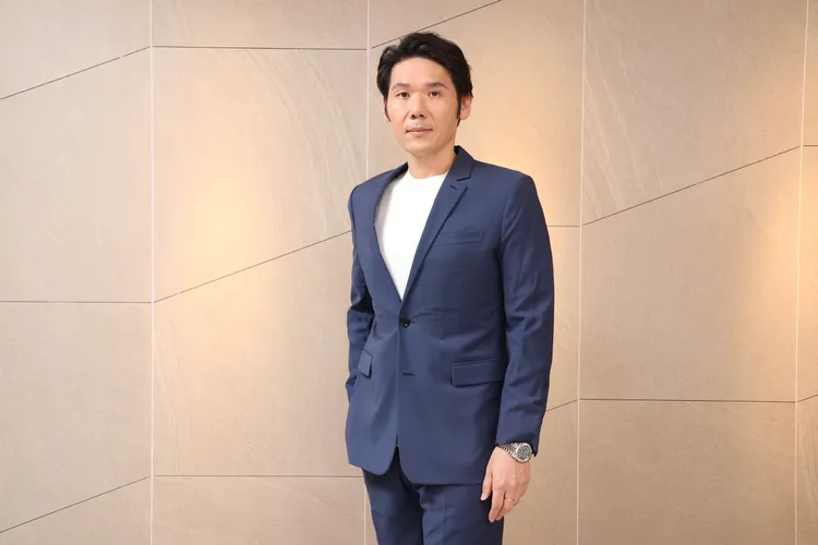 聖緹雅醫療集團執行長、醫美名醫薛博仁，分享當今消費者對抗老醫美療程的期待也從單純的「填充」轉向「自然再生」。莊宗達攝