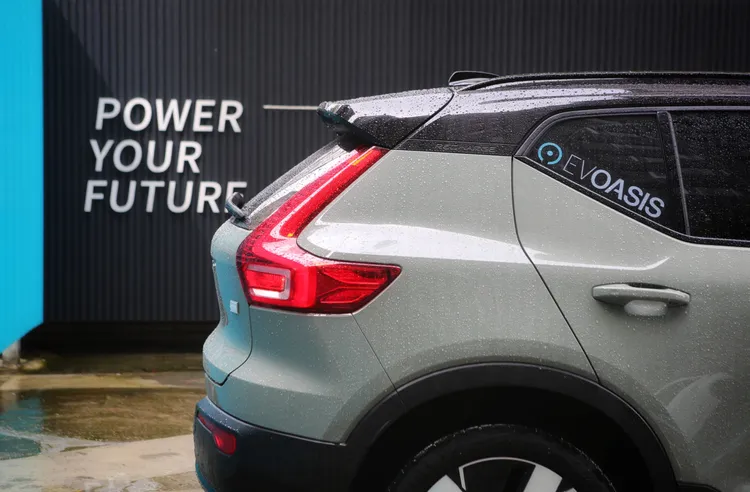 EVOASIS進一步實現以「從充電站出發，發展出更多交通服務可能性」為品牌戰略。業者提供