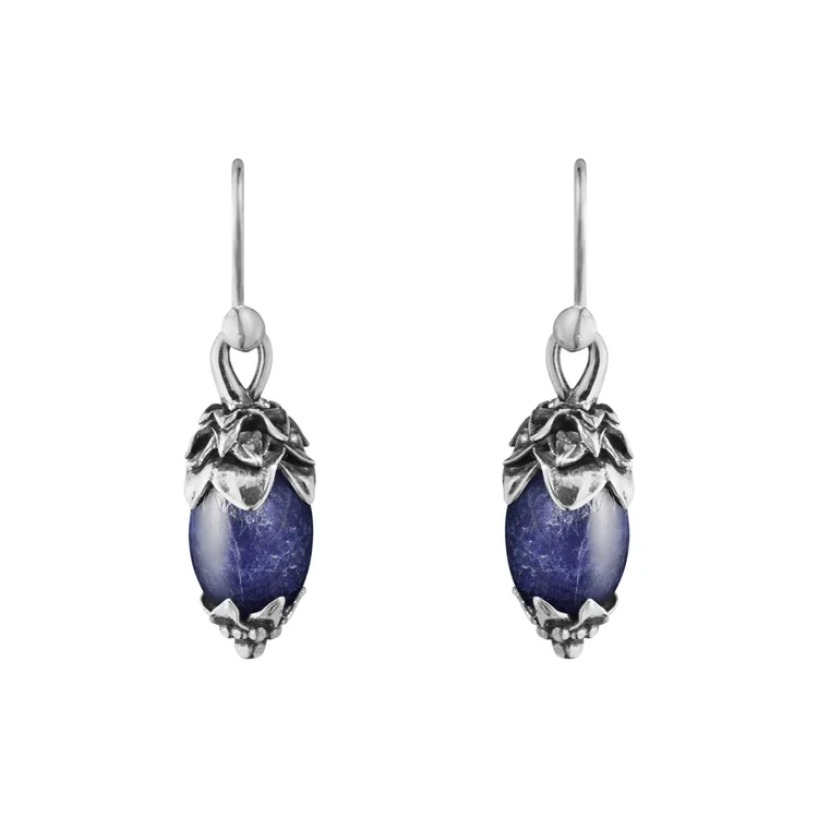 喬治傑生HERITAGE系列2026年度純銀方鈉石穿式耳環，1萬1500元。品牌提供