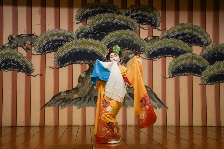 いろ羽在成為秋田舞妓之前，曾擔任航空自衛隊軍官。田欣雲攝影