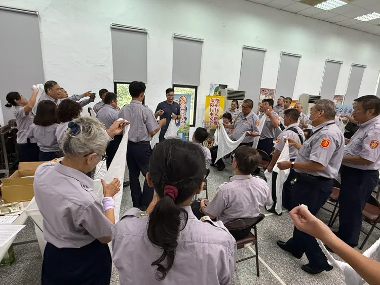 台中第一警分局辦義警常訓，分局長林大為盼增加協防量能。翻攝畫面