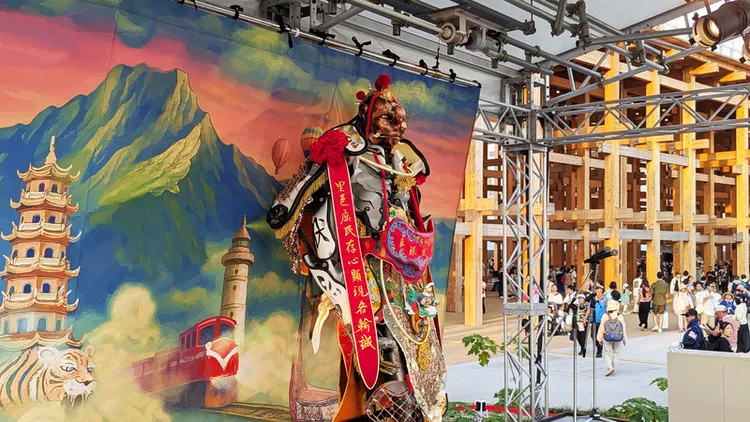 台灣團隊選擇以神將遮蔽國旗圖案。中央社