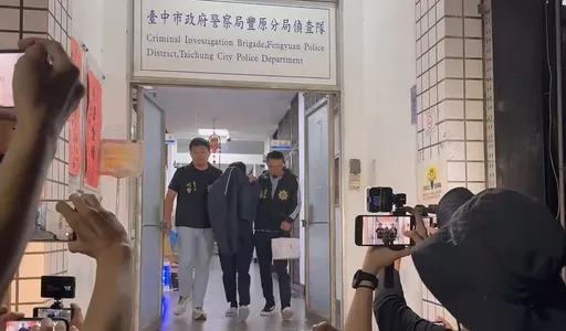女神河智媛老闆遭刺死亡 兇嫌同車男落跑20小時落網!警帶回釐清案情