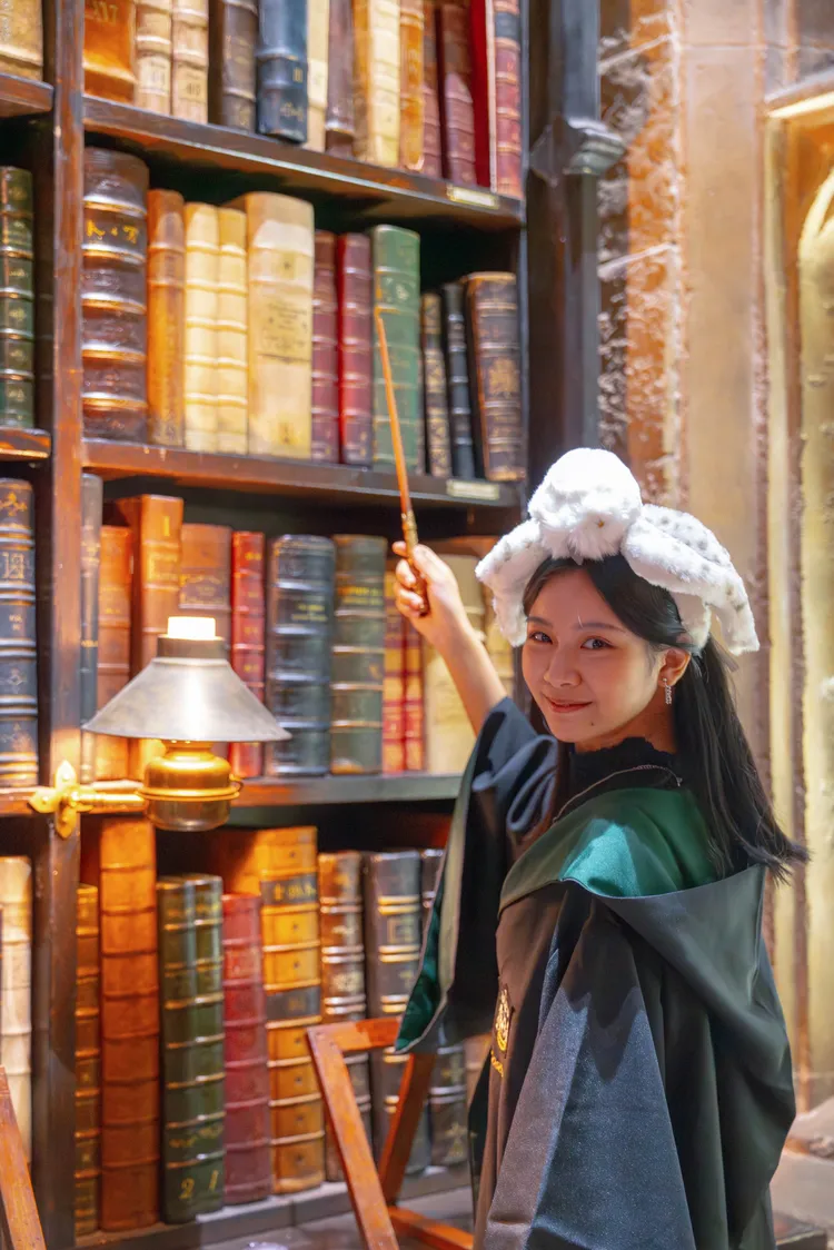 于卉喬最愛哈利波特。光意娛樂提供