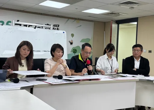「中国机器狗」9月上路喊卡!北市府称厂商自购 议员轰恐沦共谍工具